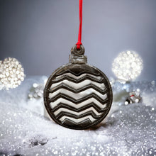 Load image into Gallery viewer, Ornament with Lines