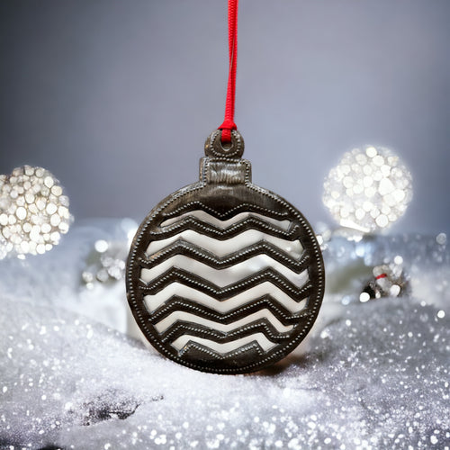 Ornament with Lines