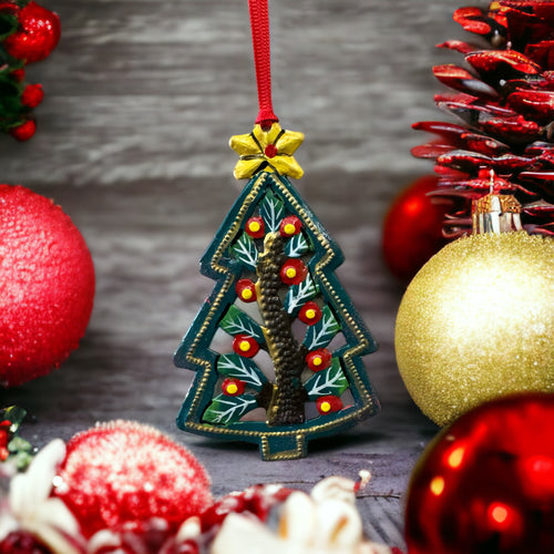 Christmas Tree with Berries Ornament