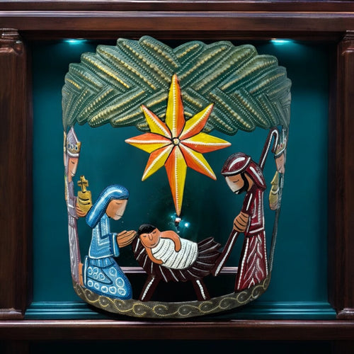 Nativity - Standing Rounded Crown
