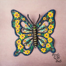 Load image into Gallery viewer, Butterfly Sunflower Flowers 3-D Wings