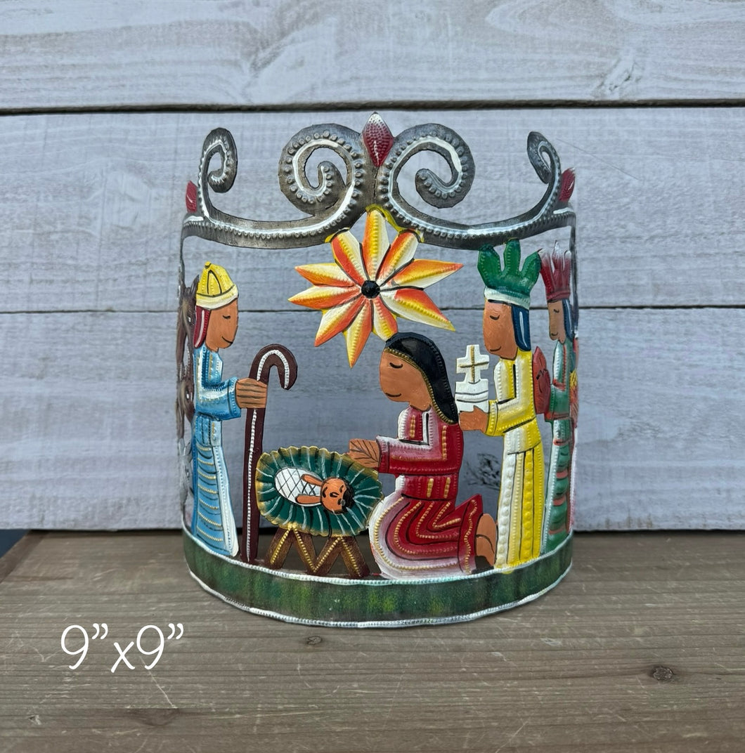 Nativity - Standing Rounded Crown