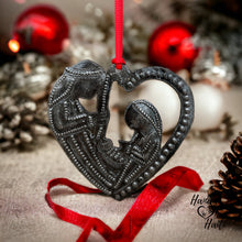 Load image into Gallery viewer, Nativity Ornament