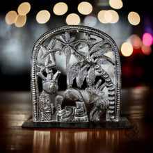 Load image into Gallery viewer, Nativity - Medium with Arch Standing