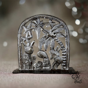 Nativity - Medium with Arch Standing