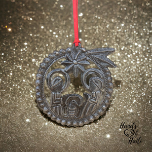 Nativity Ornament - Shooting Star Round
