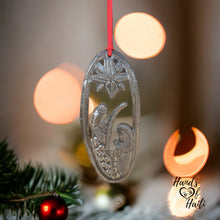 Load image into Gallery viewer, Nativity Ornament - Oval