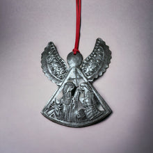 Load image into Gallery viewer, Angel Nativity Ornament Star