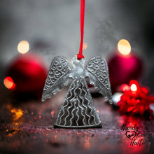 Load image into Gallery viewer, Angel Ornament Waves