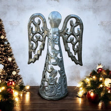 Load image into Gallery viewer, Angel Nativity 11&quot;