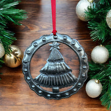 Load image into Gallery viewer, Christmas Tree Circle Ornament