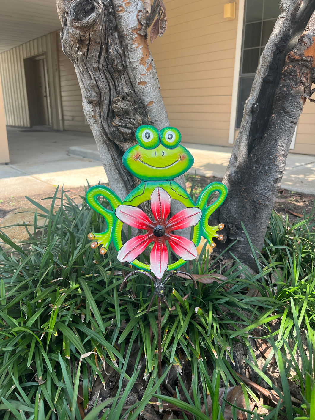 Frog Yard Stake