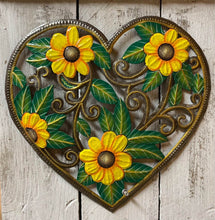 Load image into Gallery viewer, Sunflower Heart