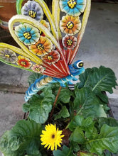Load image into Gallery viewer, Dragonfly Yard Stake Folded Wings