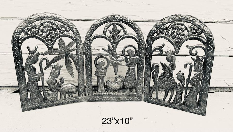 Tri Fold Nativity Rounded - 23”