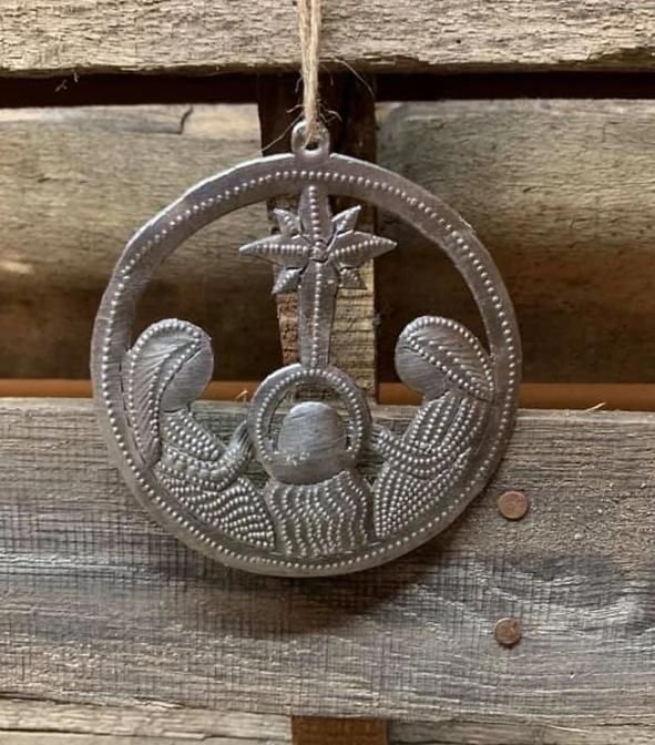 Nativity Ornament Circle