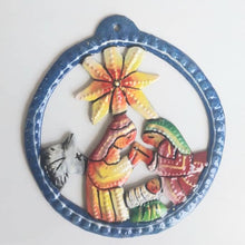 Load image into Gallery viewer, Nativity Ornament Round  - Painted